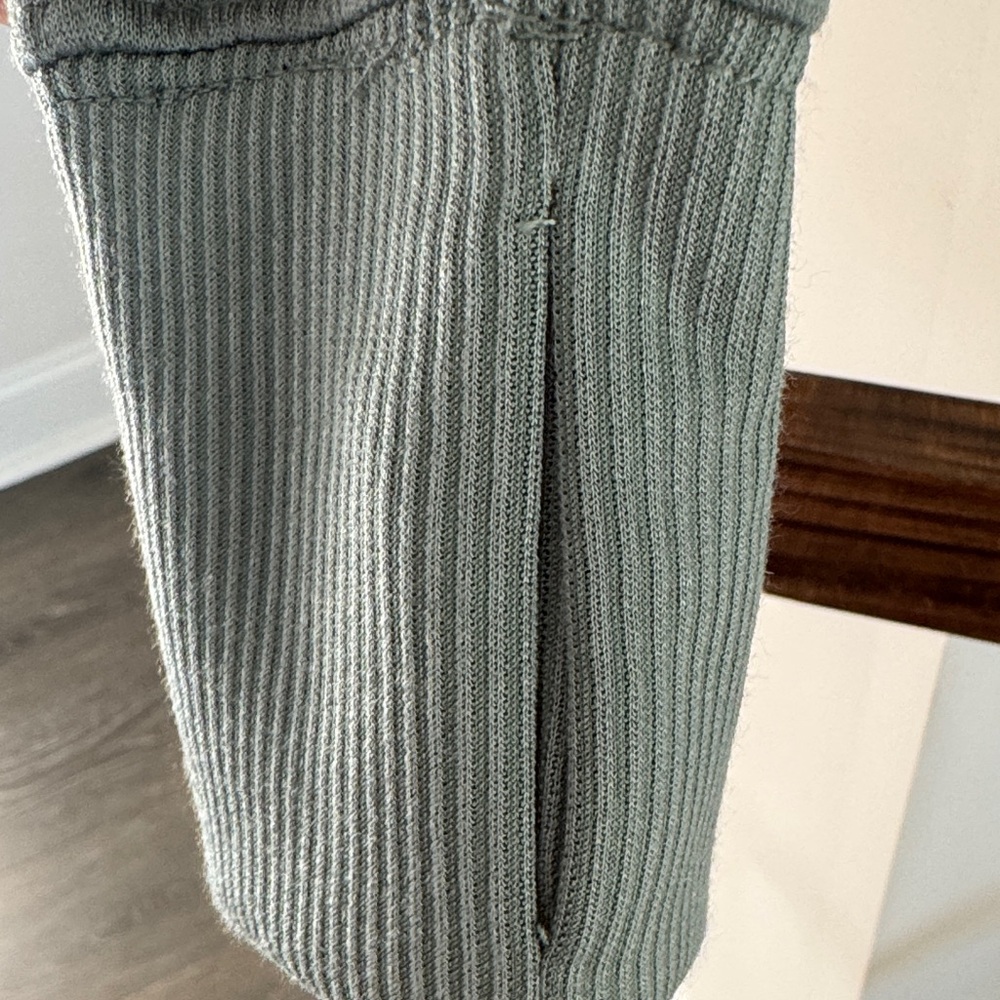 Danskin Women's Green Half-Zip Sweatshirt - Picture 5 of 5